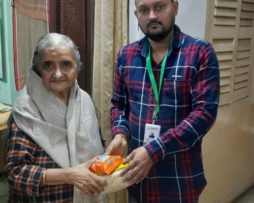 Visit to an old age home